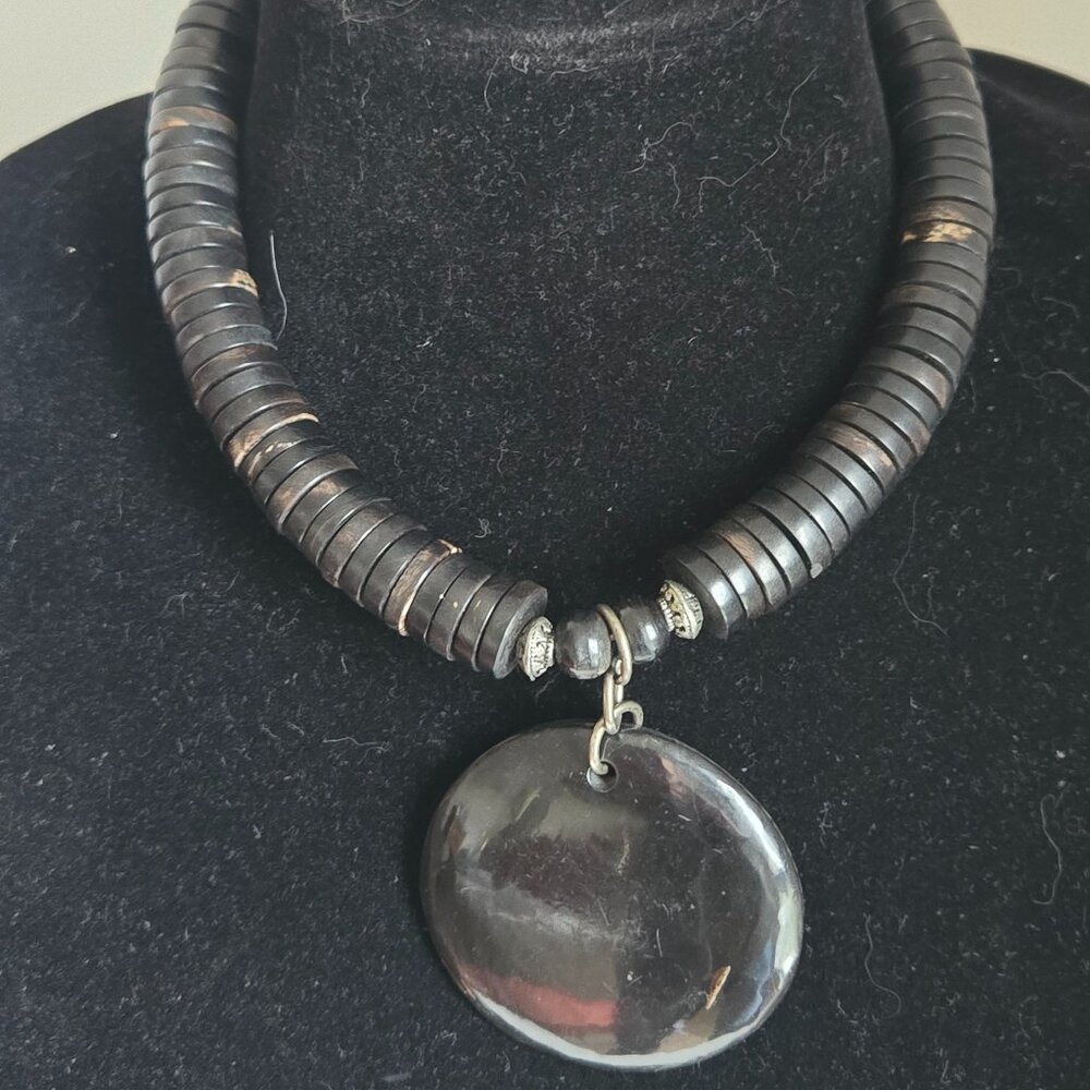 Black HORN Pendant Choker Necklace Monies Style